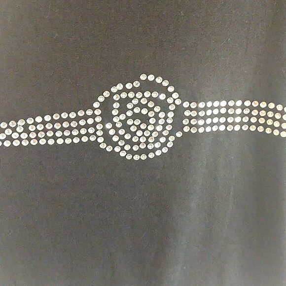 Discreet. NWT. Women's black top with silver bling! Size Large. - Picture 2 of 9